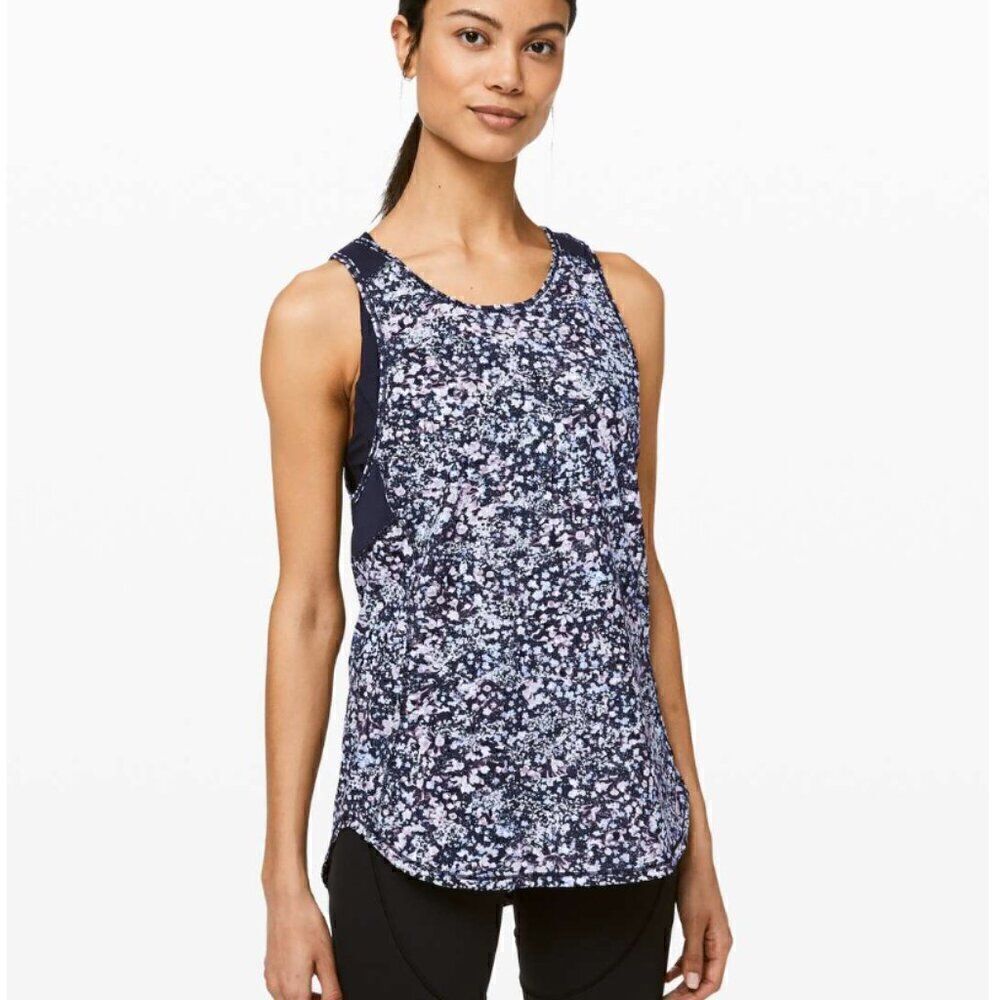 Lululemon black floral spritz sculpt II performance tank size 4 NWOT